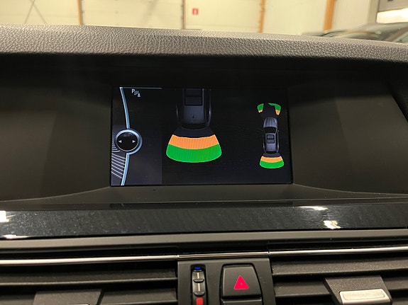 BMW 520d 15 of 16