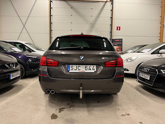 BMW 520d 4 of 16