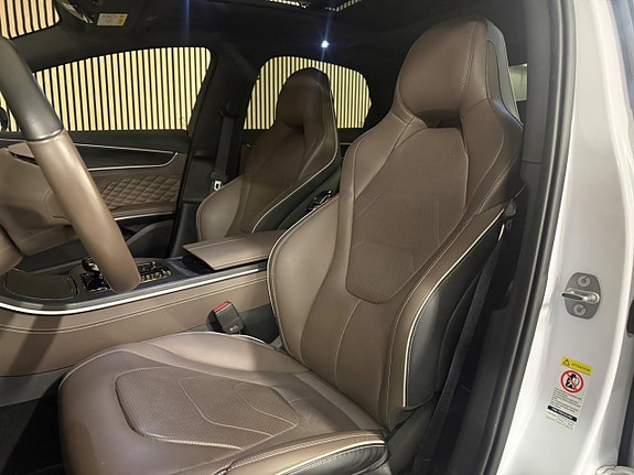 BYD Han 11 of 30