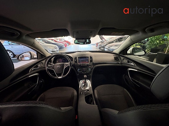 Opel Insignia Country Tourer 9 of 16