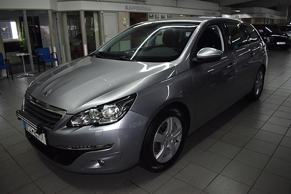 Peugeot 308 SW 13 of 13