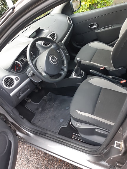 Renault Clio 3 of 10