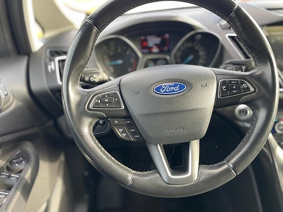 Ford C-Max 11 of 24