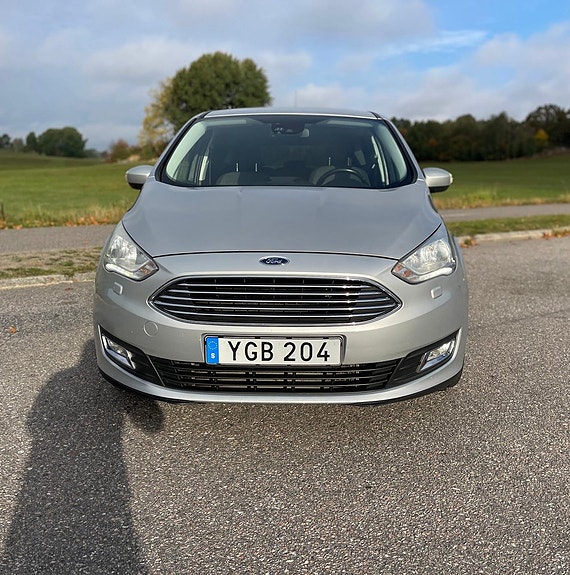 Ford C-Max 4 of 24