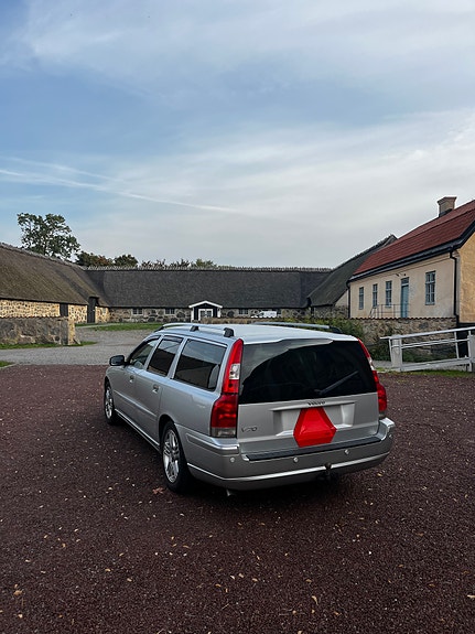 Volvo V70 5 of 5
