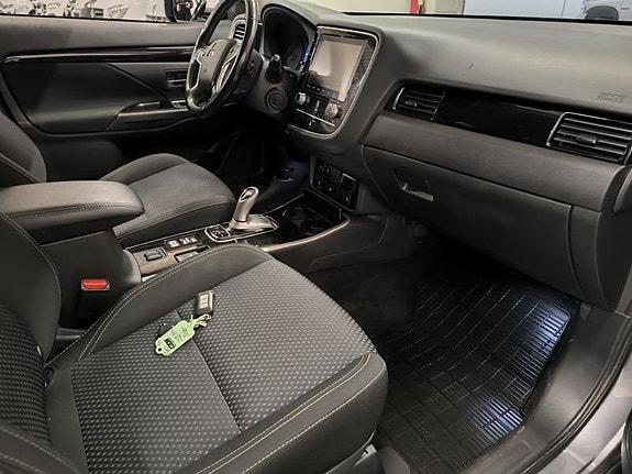Mitsubishi Outlander 10 of 10
