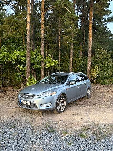 Ford Mondeo 2 of 21