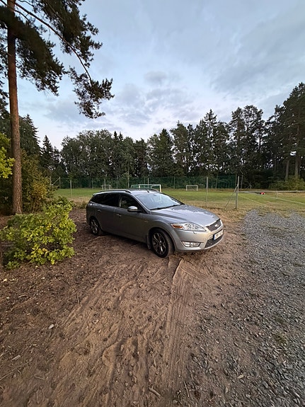 Ford Mondeo 11 of 21