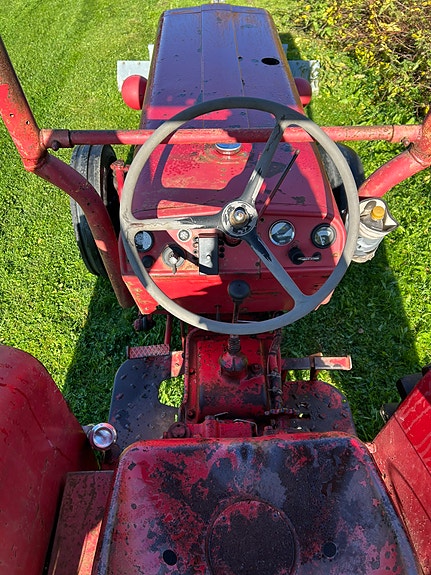 McCormick mc-cormick international 250 3 of 10