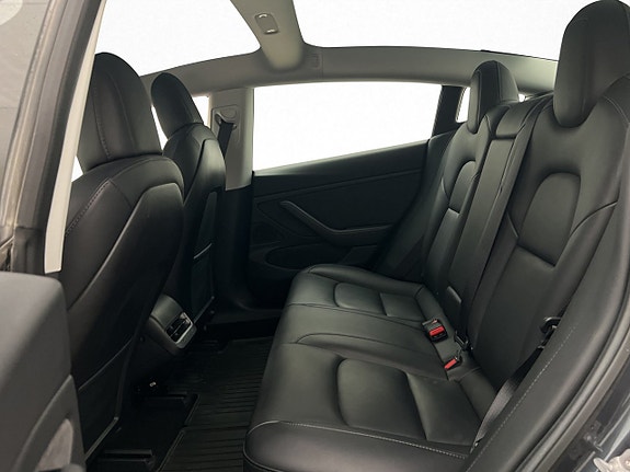 Tesla Model 3 25 of 30