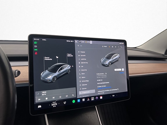 Tesla Model 3 24 of 30