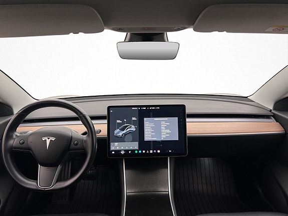 Tesla Model 3 13 of 30