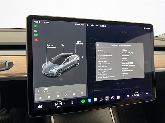 Tesla Model 3 18 of 30