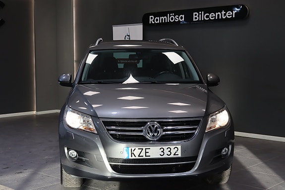 Volkswagen Tiguan 5 of 25