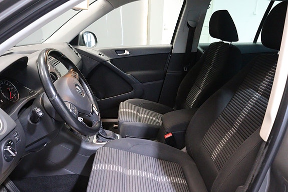 Volkswagen Tiguan 18 of 25
