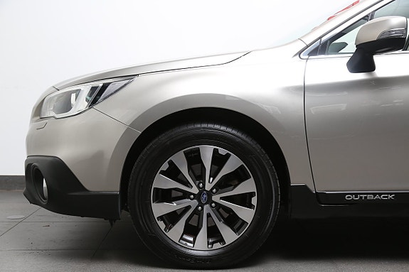 Subaru Outback 7 of 30
