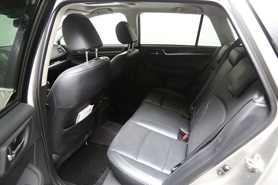 Subaru Outback 27 of 30