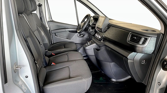 Renault Trafic 3 of 9