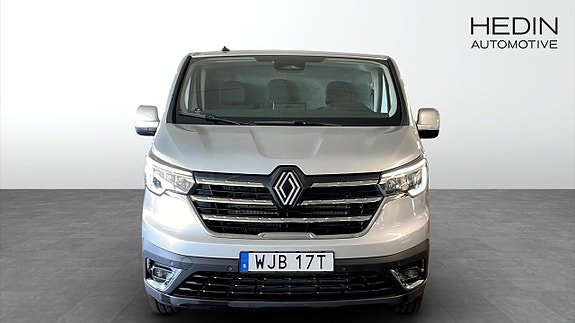 Renault Trafic 8 of 9