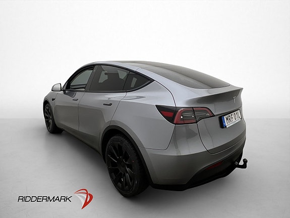Tesla Model Y 6 of 30