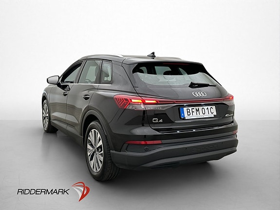 Audi Q4 e-tron 6 of 30
