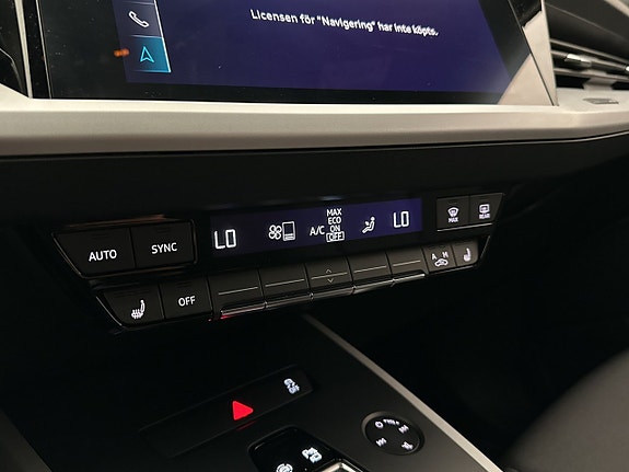 Audi Q4 e-tron 25 of 30