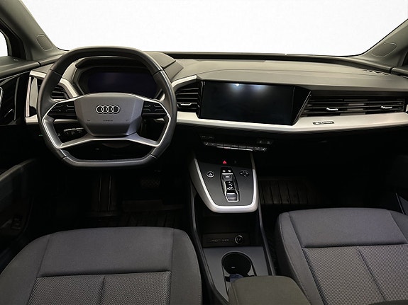 Audi Q4 e-tron 13 of 30