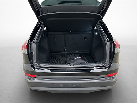 Audi Q4 e-tron 30 of 30