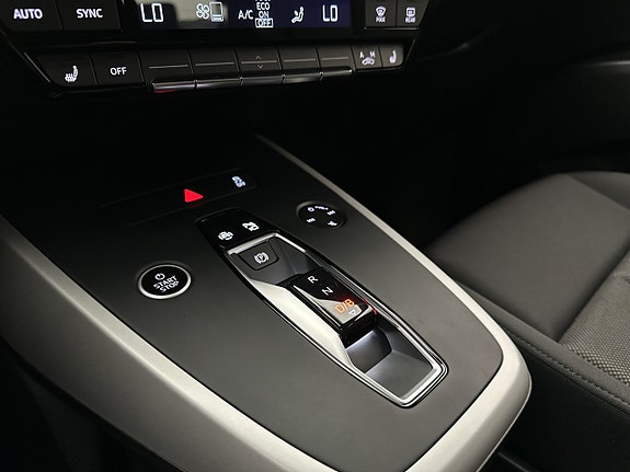 Audi Q4 e-tron 26 of 30