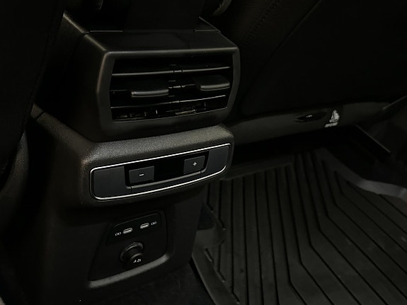 Audi Q4 e-tron 17 of 30