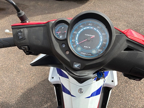 Honda NSC 50 4 of 5