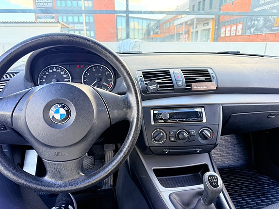 BMW 116i 6 of 7