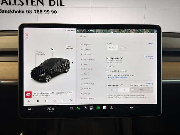 Tesla Model Y 15 of 24