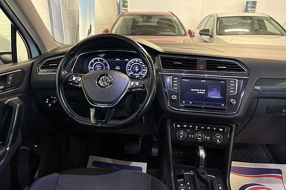 Volkswagen Tiguan 22 of 23