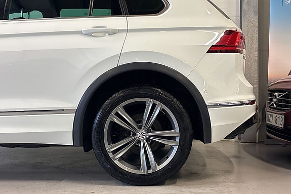 Volkswagen Tiguan 6 of 23