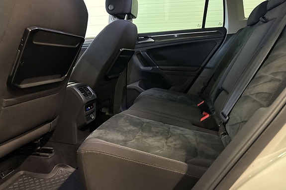 Volkswagen Tiguan 11 of 23