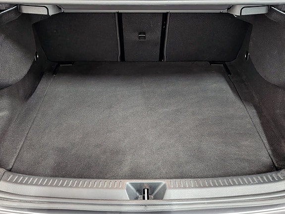 Mercedes-Benz A180 15 of 15