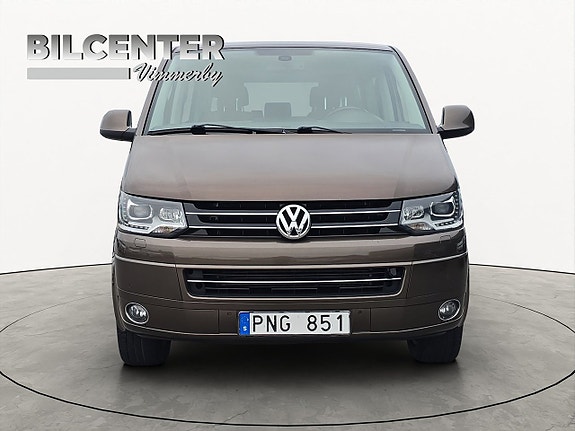 Volkswagen Multivan 9 of 19