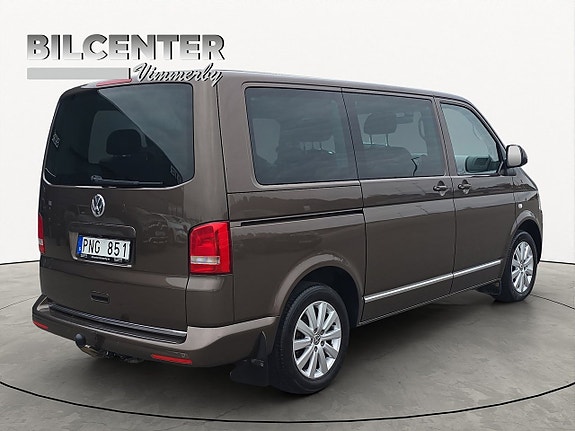 Volkswagen Multivan 6 of 19