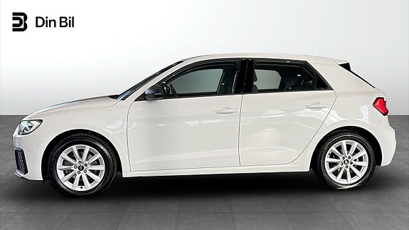 Audi A1 2 of 16
