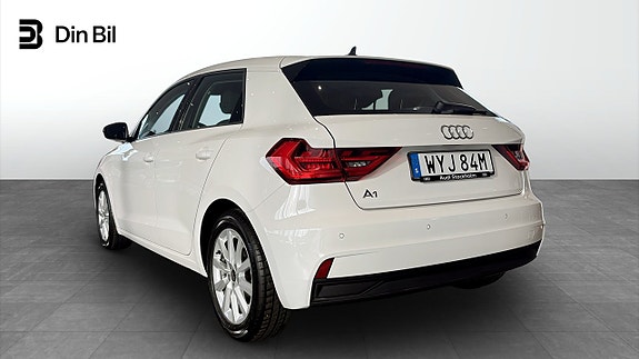 Audi A1 3 of 16