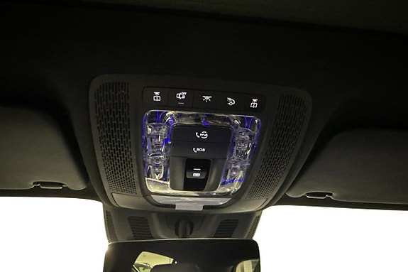 Mercedes-Benz EQA250+ 25 of 27