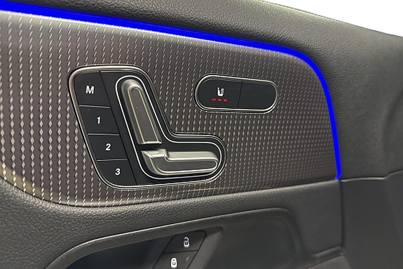 Mercedes-Benz EQA250+ 10 of 27