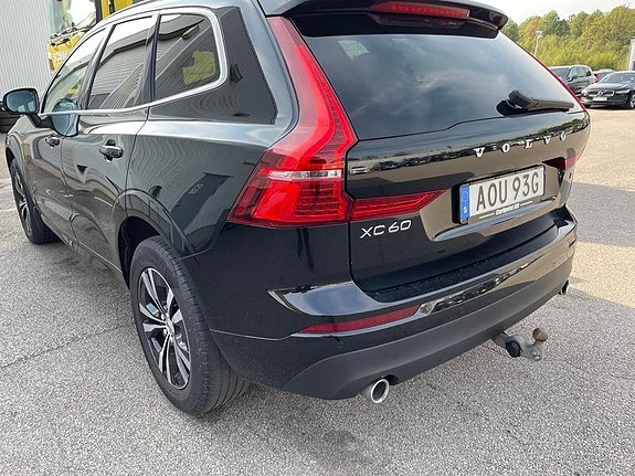 Volvo XC60 4 of 5