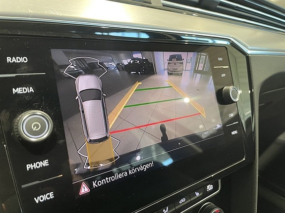 Volkswagen Passat Alltrack 15 of 15