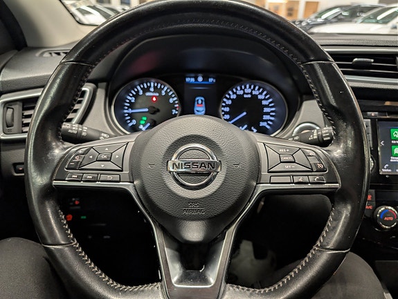 Nissan Qashqai 9 of 12