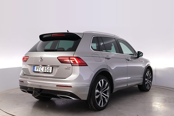 Volkswagen Tiguan 4 of 29