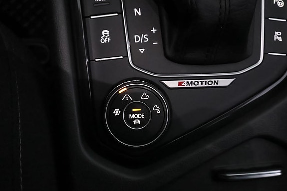 Volkswagen Tiguan 22 of 29