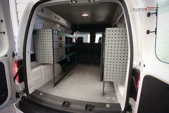 Volkswagen Caddy 24 of 25