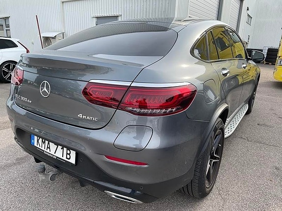 Mercedes-Benz GLC300 de 3 of 5